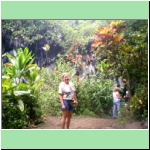 090_waileanapanapa_cave_trail_georgi.jpg